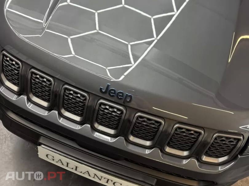 Jeep Compass 1.3 TG Trailhawk
