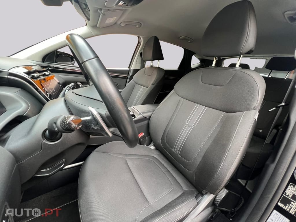 Hyundai Tucson  1.6 T-GDI HEV Premium