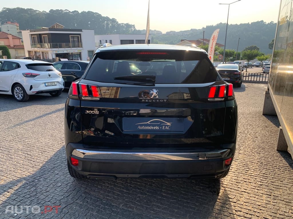 Peugeot 3008 1.5 BlueHDi Active