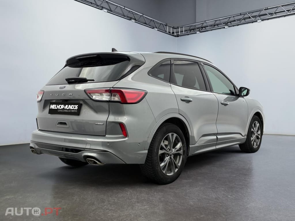 Ford Kuga 2.5 FHEV ST-Line X