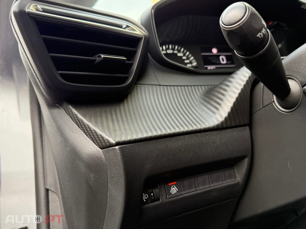 Peugeot 208 1.2 PureTech Active Pack