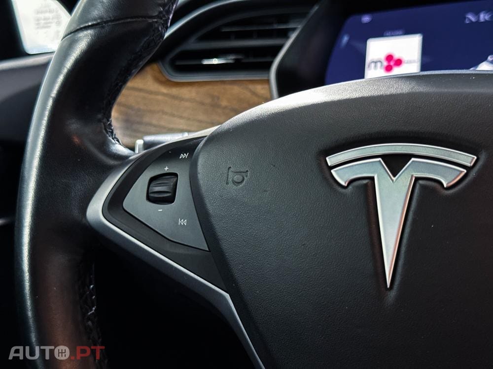 Tesla Model S Long Range AWD