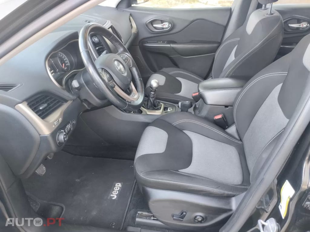 Jeep Cherokee 2.0 MJD Longitude