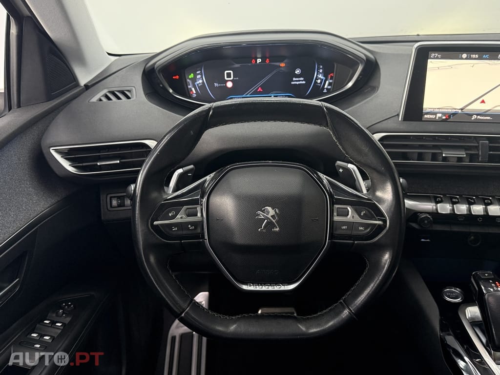 Peugeot 3008 1.2 PureTech Allure Grip Control EAT6