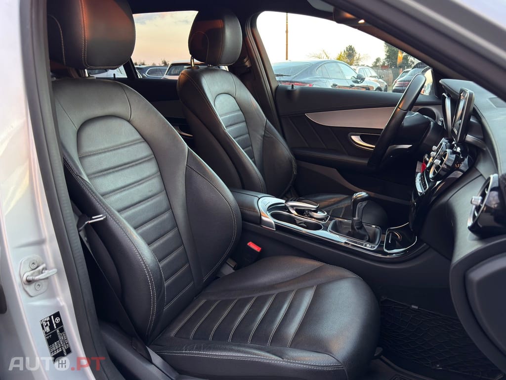 Mercedes-Benz C 220 d AMG Line