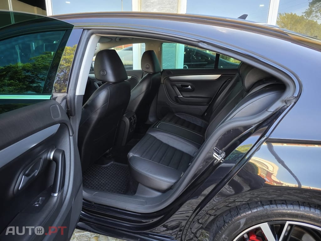 Volkswagen Passat CC 2.0 TDi