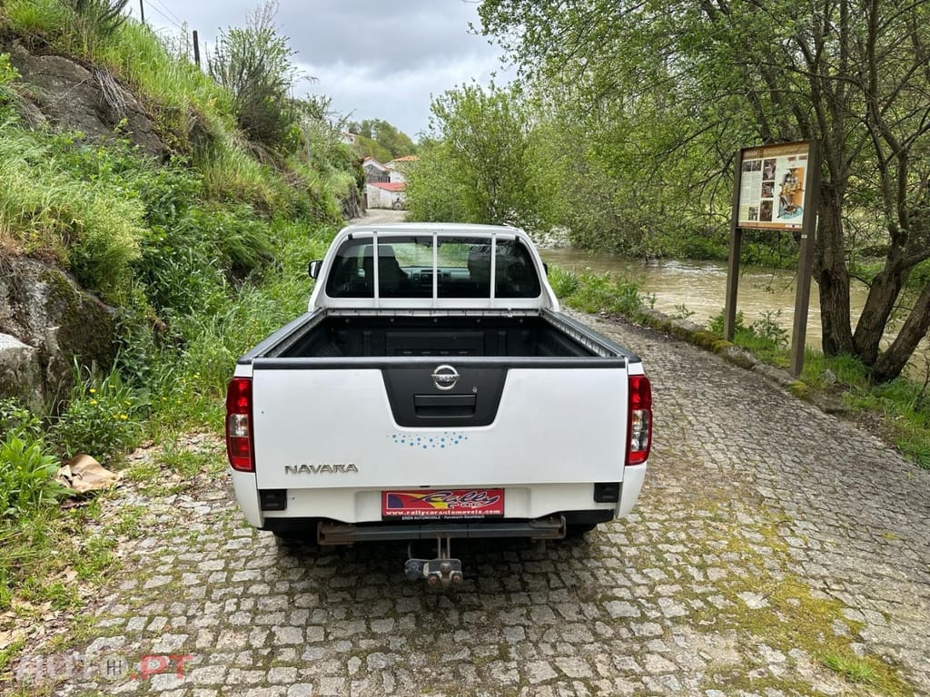 Nissan Navara 2.5 dCi CD LE 4WD