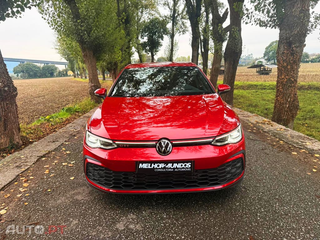 Volkswagen Golf 2.0 TSI GTI DSG