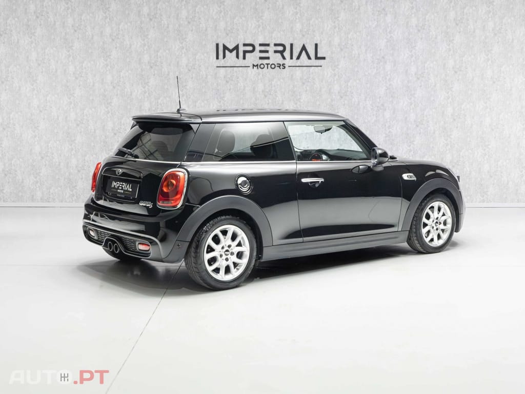 MINI Cooper Cooper S Auto