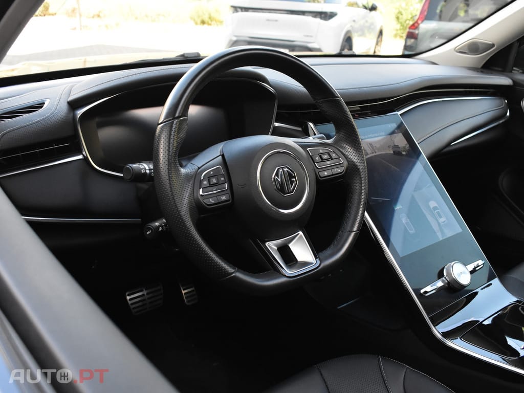 MG Marvel R 70 kWh AWD Performance