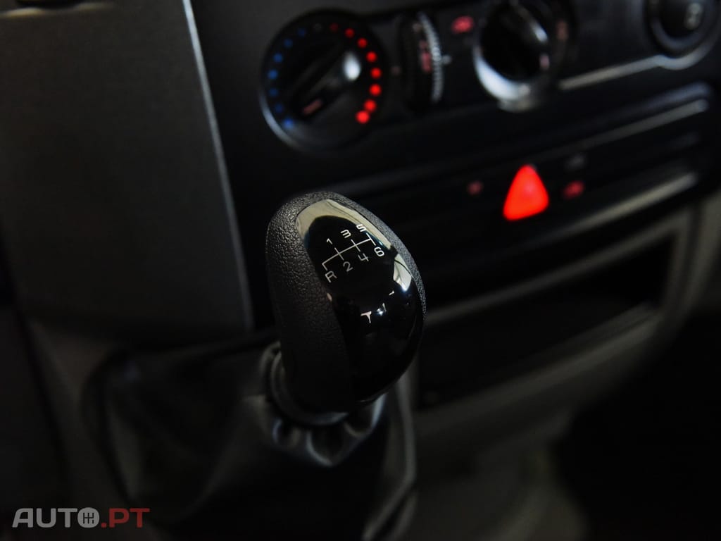 Volkswagen Crafter 2.5TDI 9L