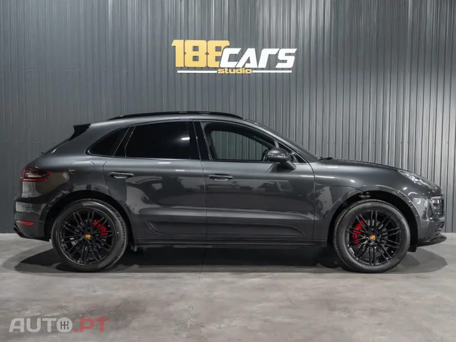 Porsche Macan PDK