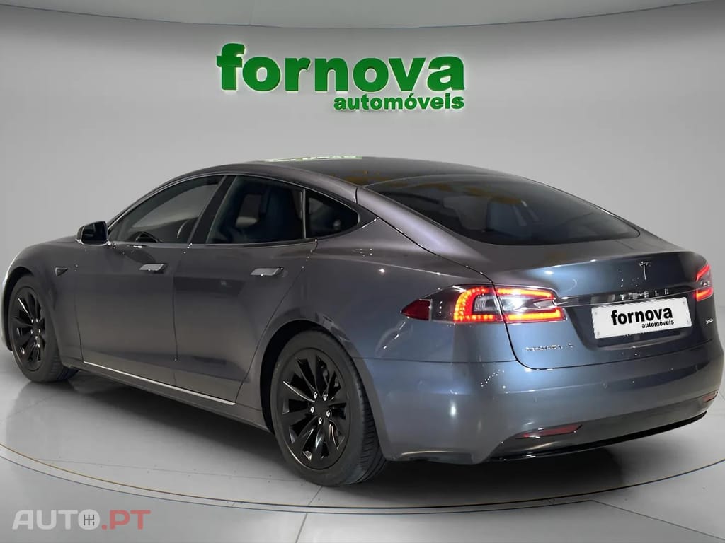 Tesla Model S 75D