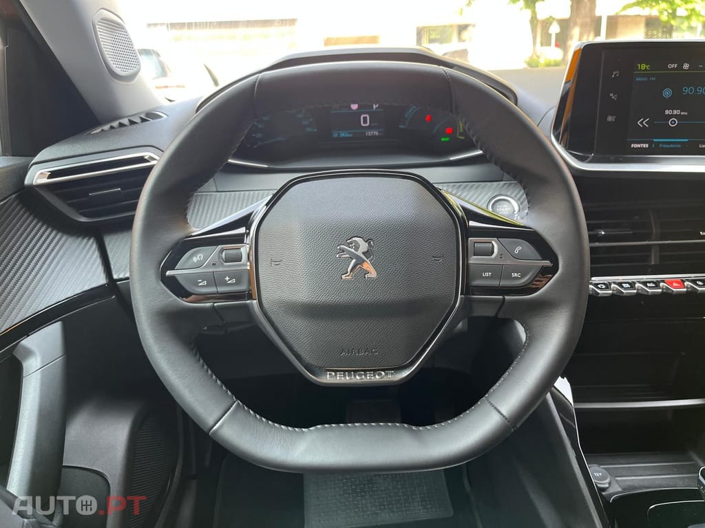 Peugeot E-2008 I.V.A DEDUTÍVEL Active