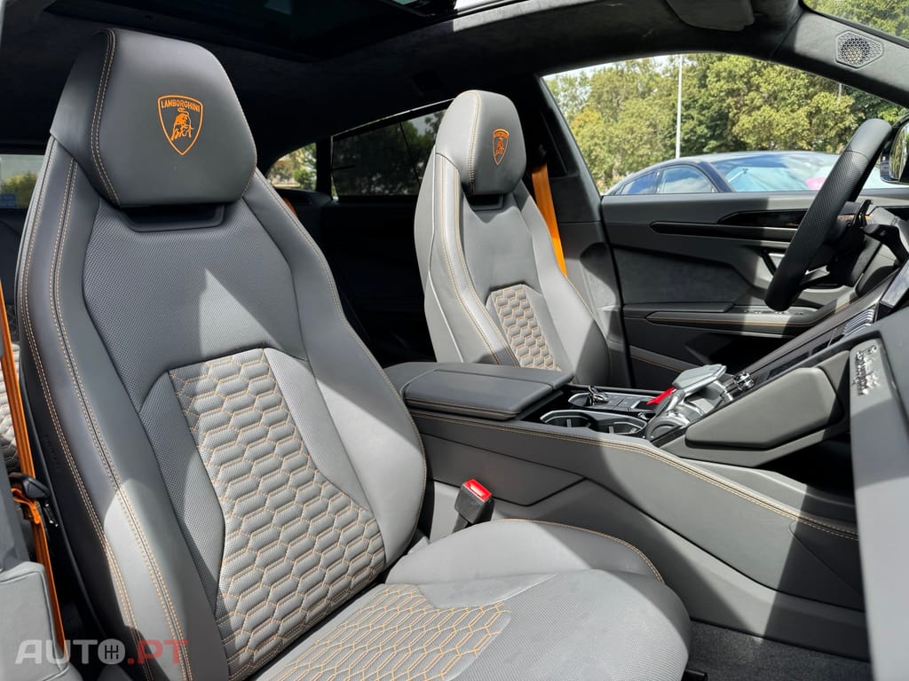 Lamborghini Urus 4.0 V8