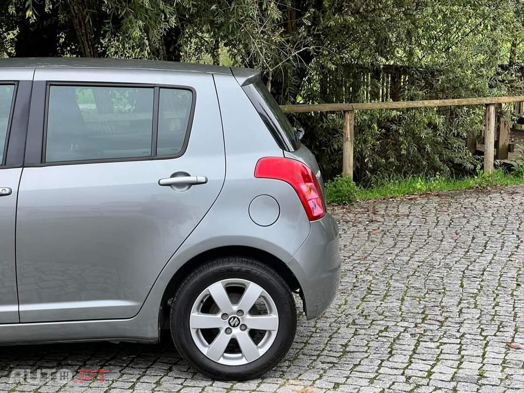 Suzuki Swift 1.3 16V Sport