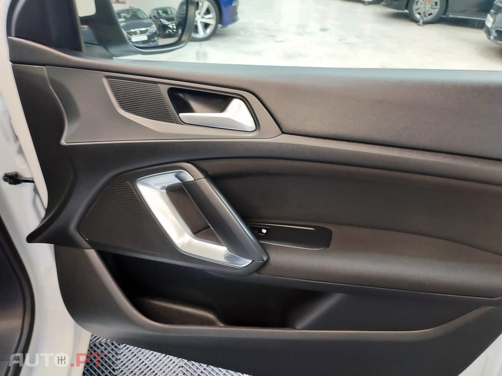 Peugeot 308 1.5 BlueHDi Allure