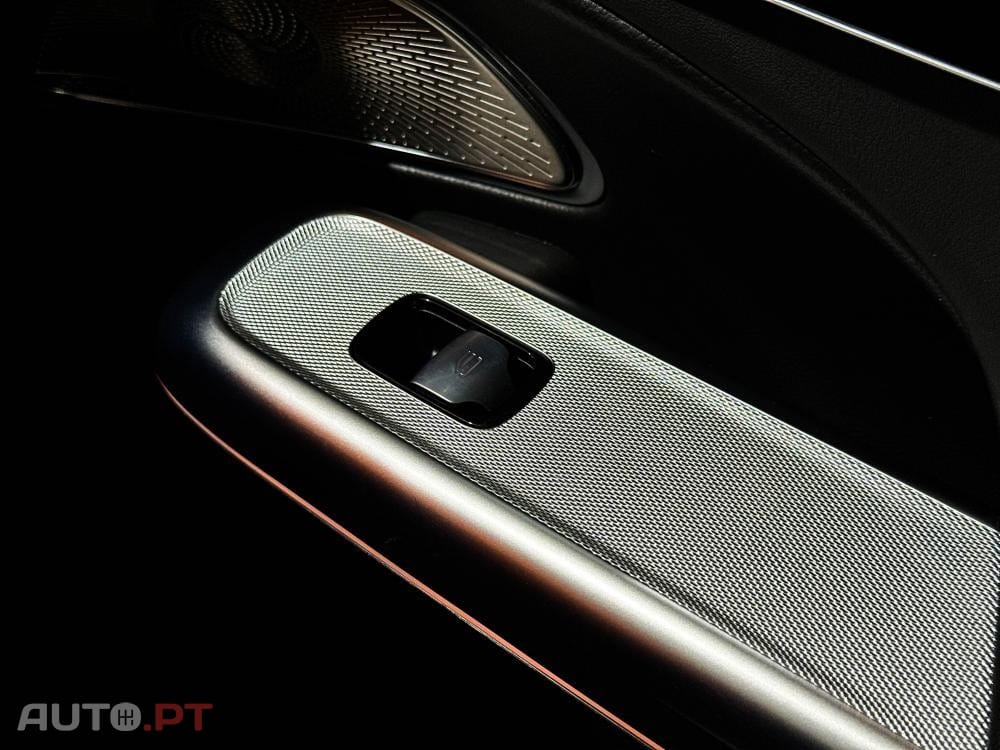 Mercedes-Benz E 300 e AMG Line