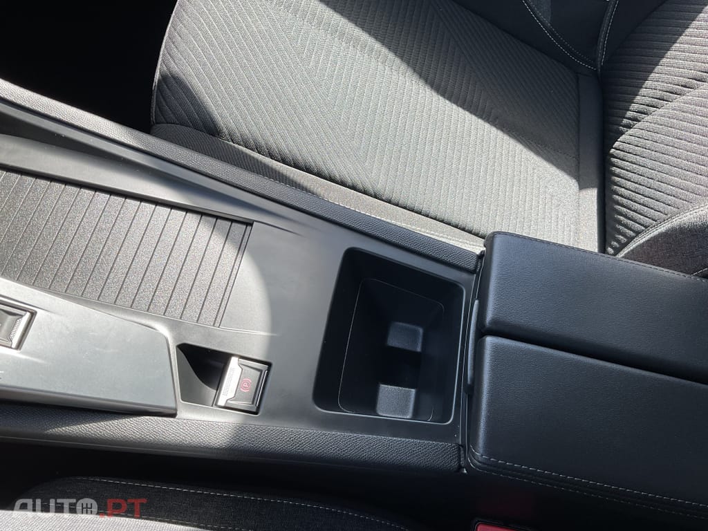 Peugeot 308 1.5 BlueHDi Active Pack EAT8