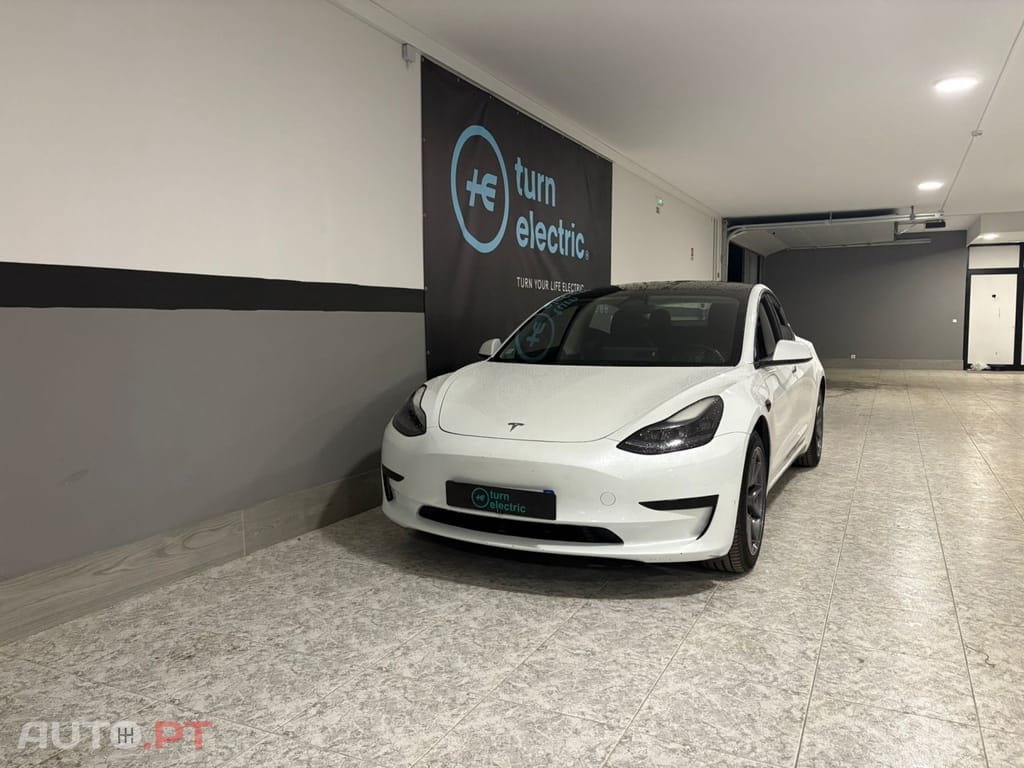 Tesla Model 3 Standard Range Plus RWD