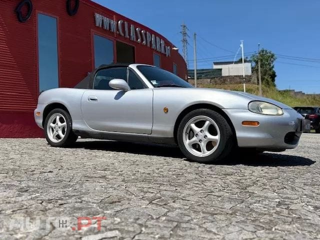 Mazda MX-5 1.6 16V