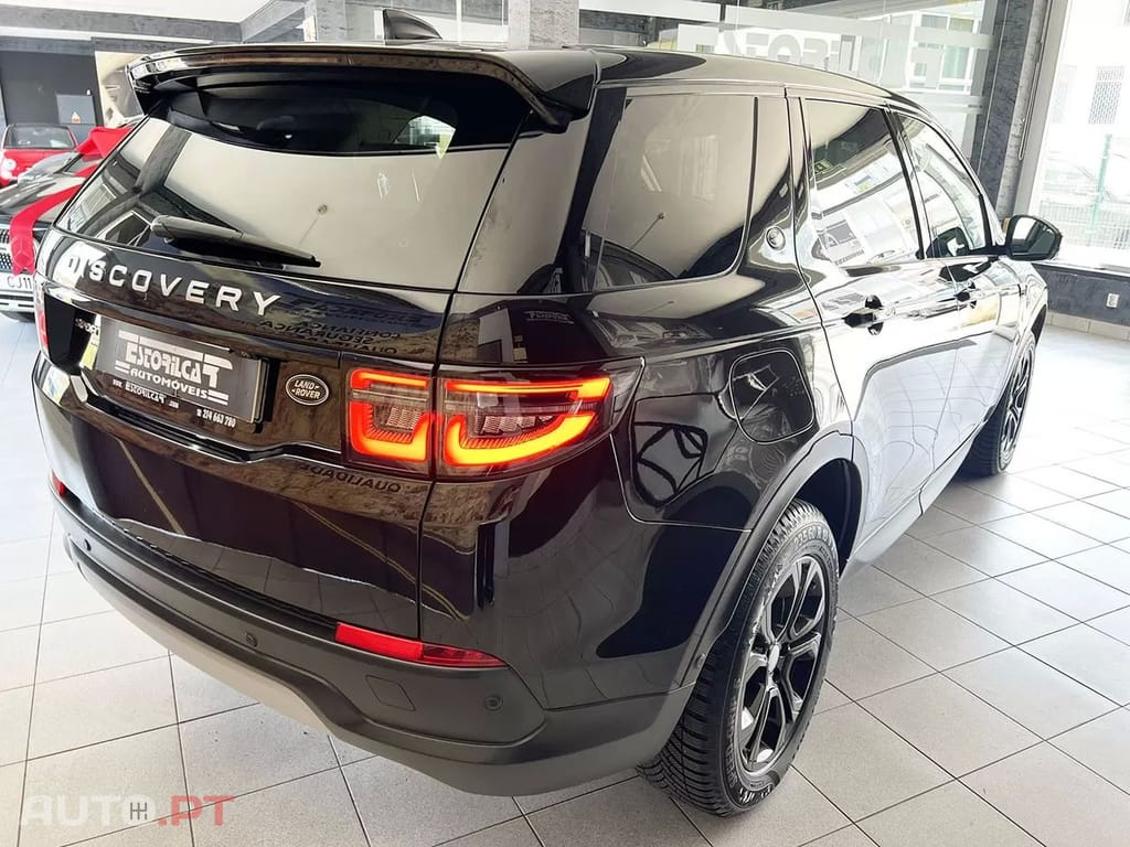 Land Rover Discovery Sport 1.5 I3 P300e AWD Dynamic SE