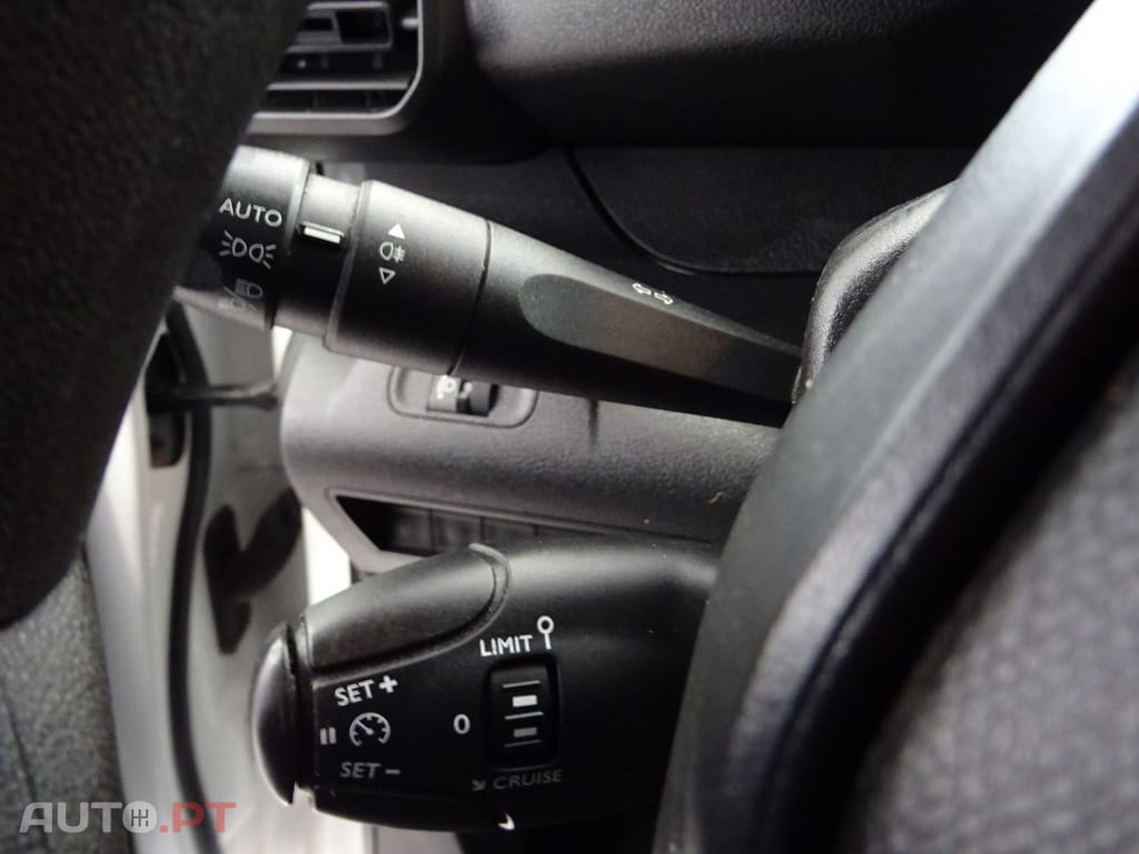 Peugeot Partner 1.6 BlueHDi Confort