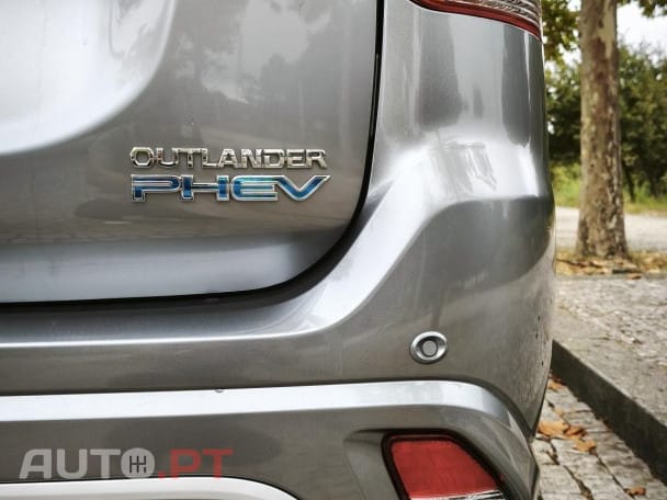 Mitsubishi Outlander 2.4 PHEV Intense