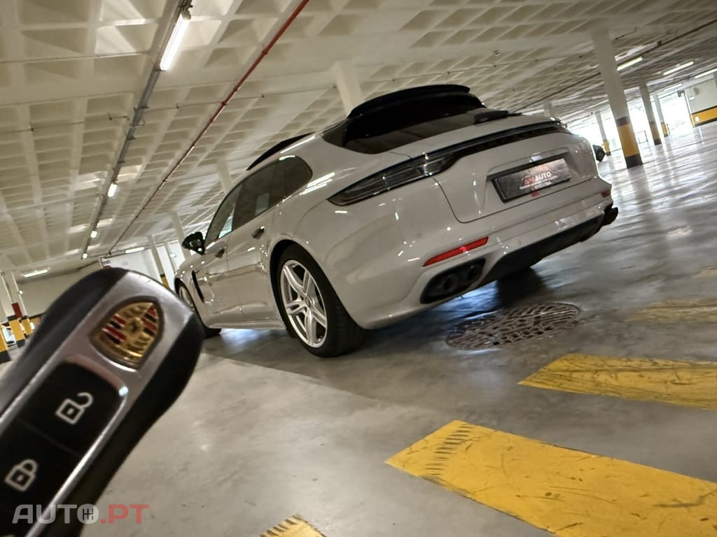 Porsche Panamera 4S E-Hybrid