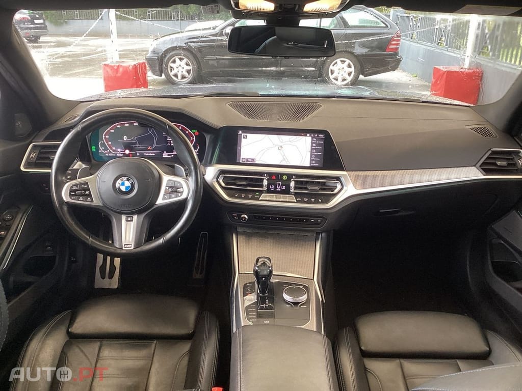 BMW 330 i M Sport Auto
