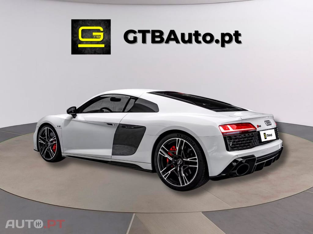 Audi R8 5.2 RWD