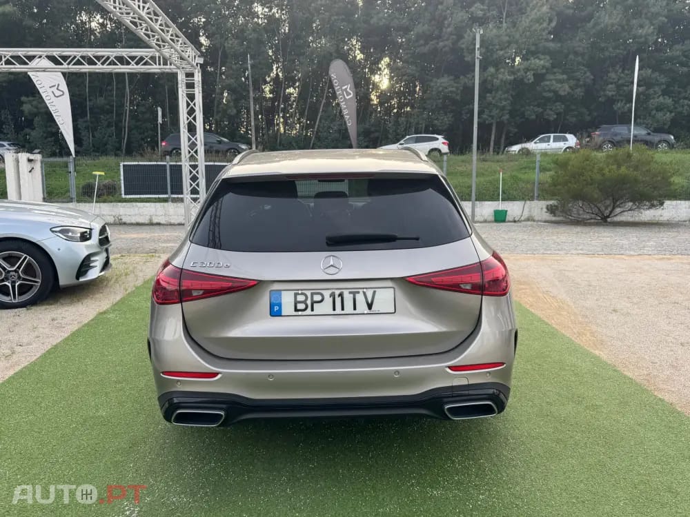 Mercedes-Benz C 300 e AMG Line
