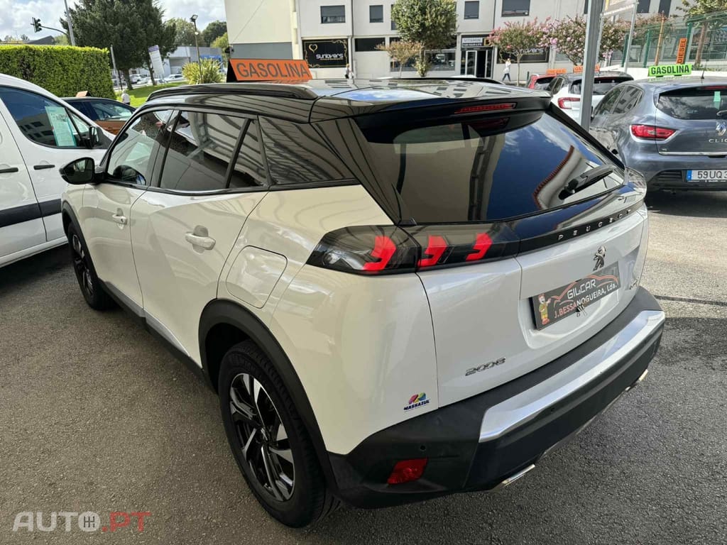 Peugeot 2008 1.2 PureTech GT EAT8