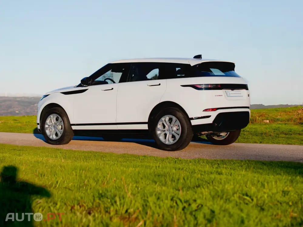 Land Rover Evoque 2.0 D150 AWD R-Dynamic Auto