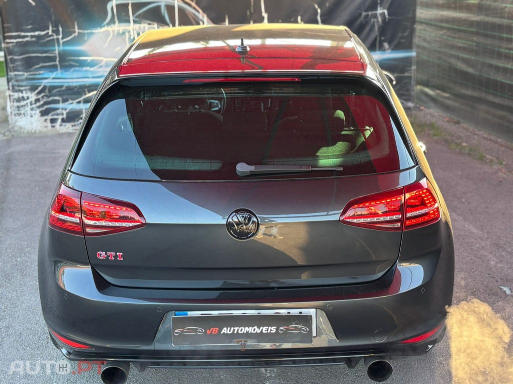 Volkswagen Golf 2.0 TSi GTi DSG