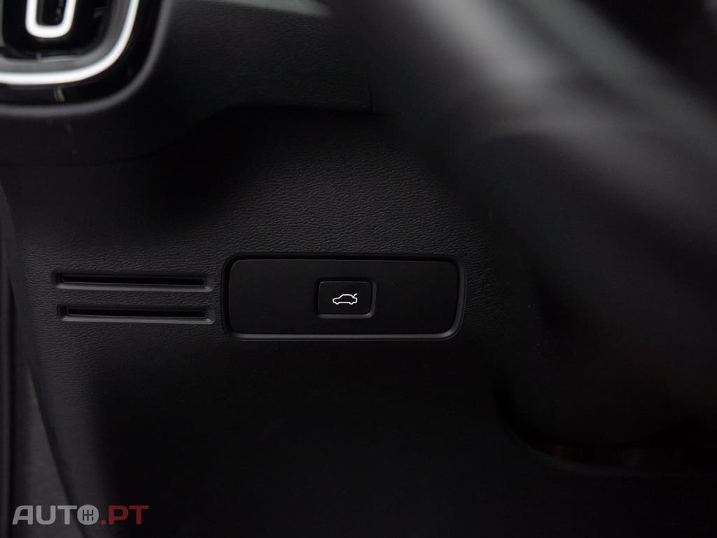 Volvo C40 Recharge Twin Ultimate