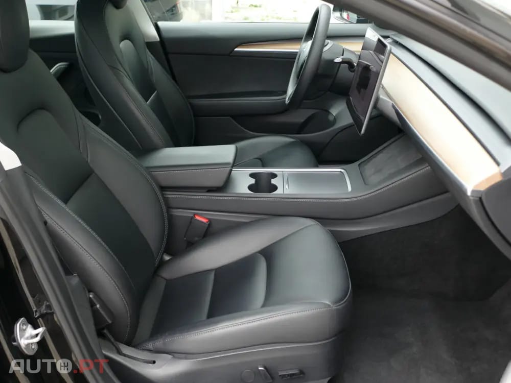 Tesla Model 3 Long Range Tração Traseira