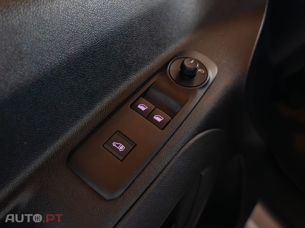 Peugeot Partner 1.6 BlueHDi L2 Premium 3L