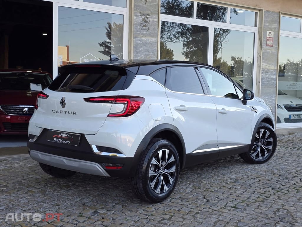 Renault Captur 1.0 TCe Techno Bi-Fuel