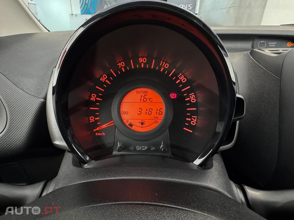 Toyota Aygo 1.0 X-Play Plus