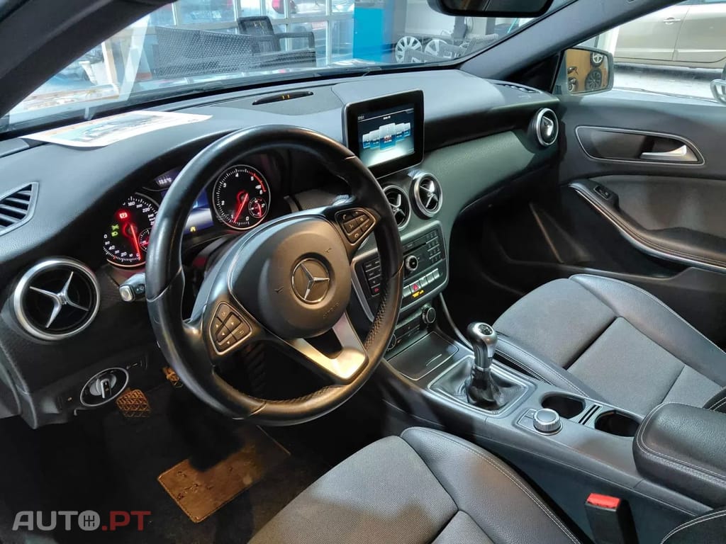 Mercedes-Benz A 180 d Urban