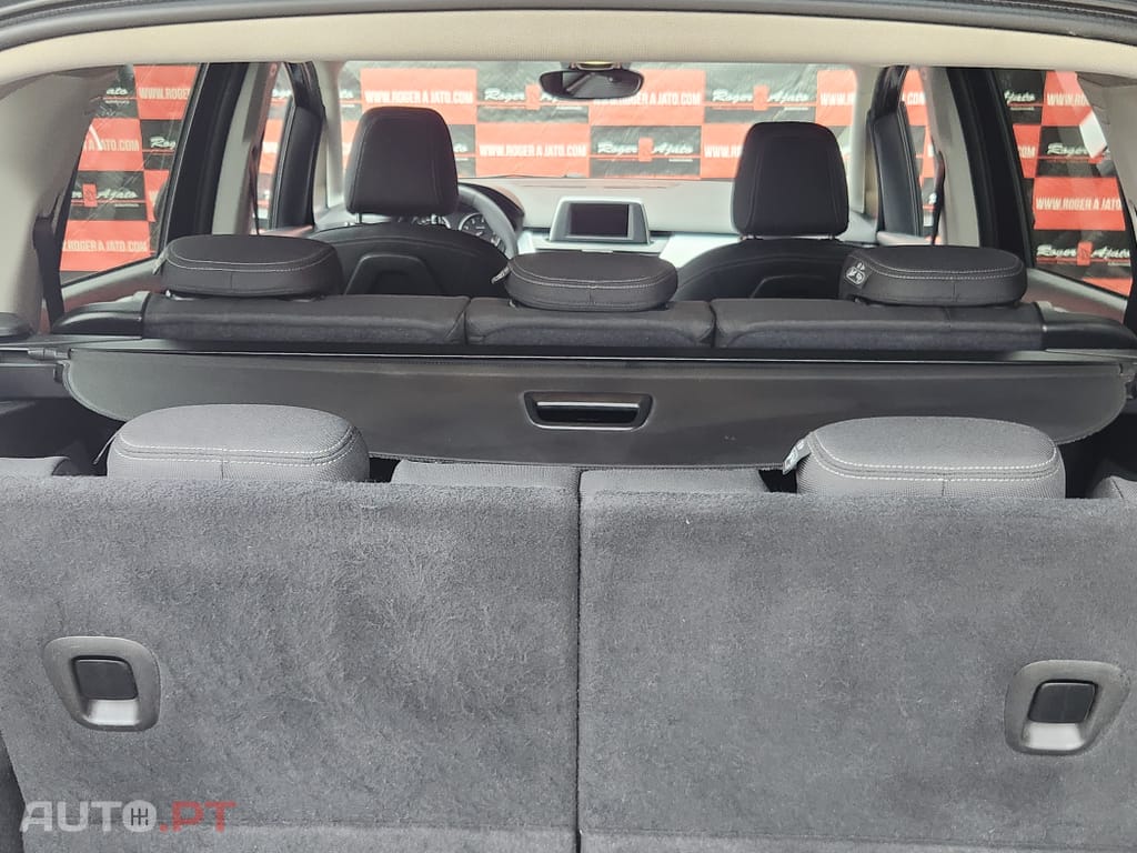 BMW 216 d 7L Line Sport
