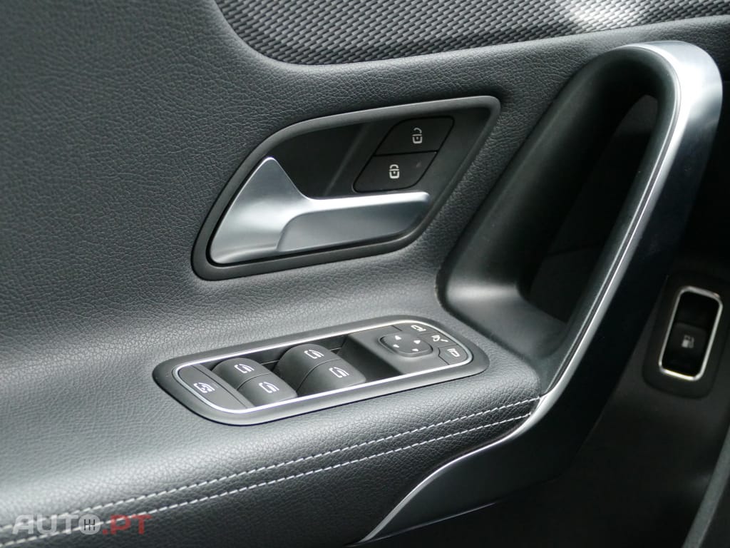 Mercedes-Benz A 250 e Progressive