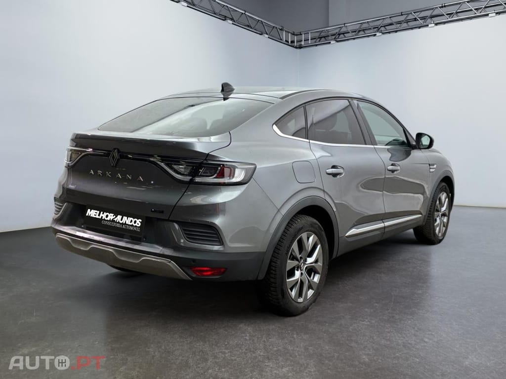 Renault Arkana E-Tech Techno