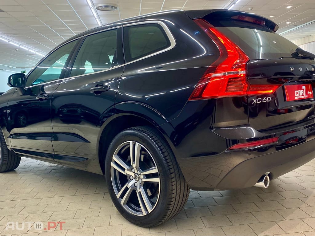 Volvo XC60 2.0 B4 R-Design Geartronic