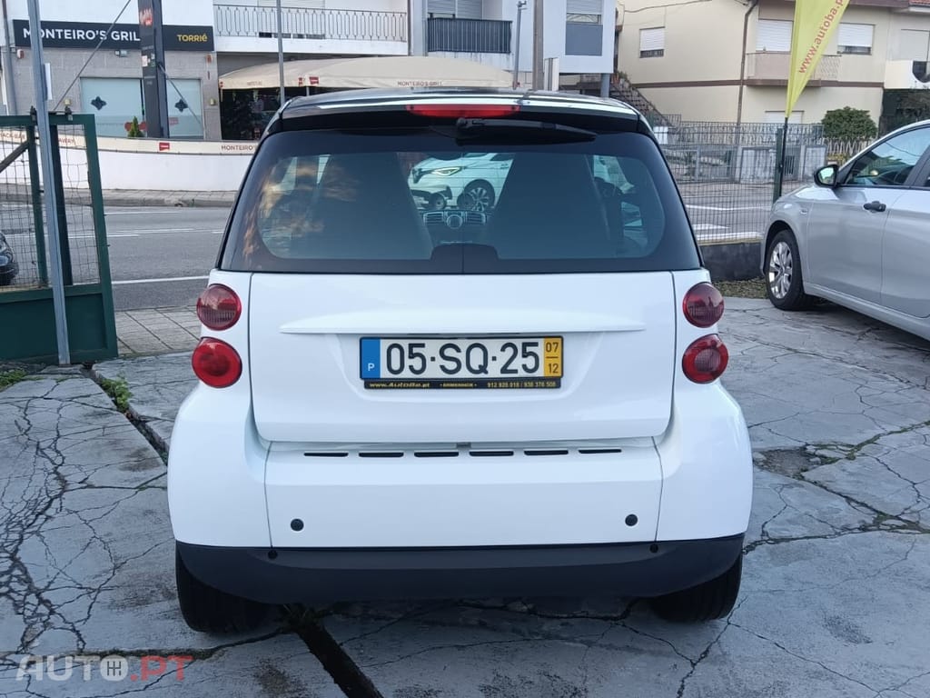 Smart ForTwo Outro