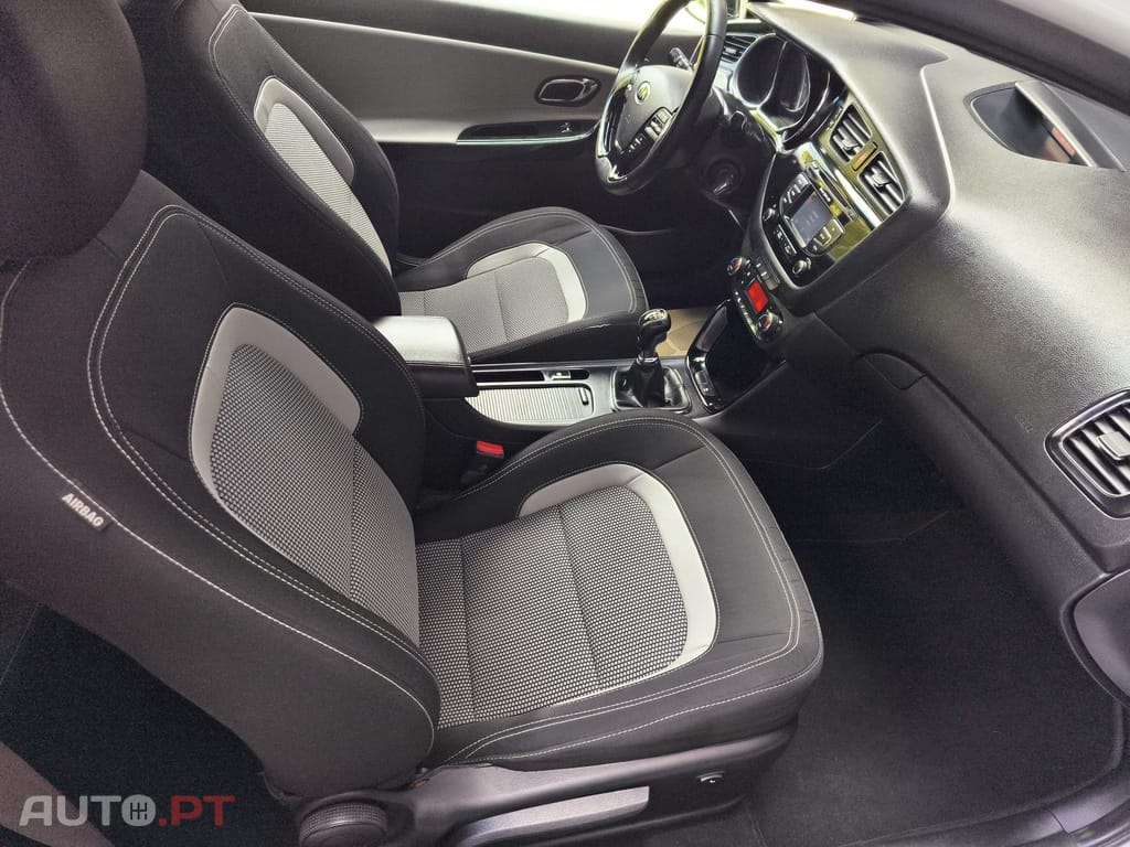 Kia Ceed 1.6 CRDi TX