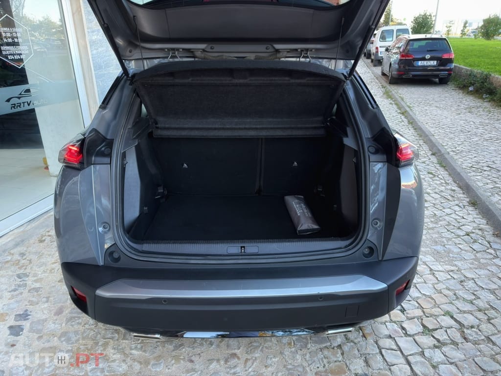 Peugeot 2008 1.2 Hybrid Allure e-DCS6