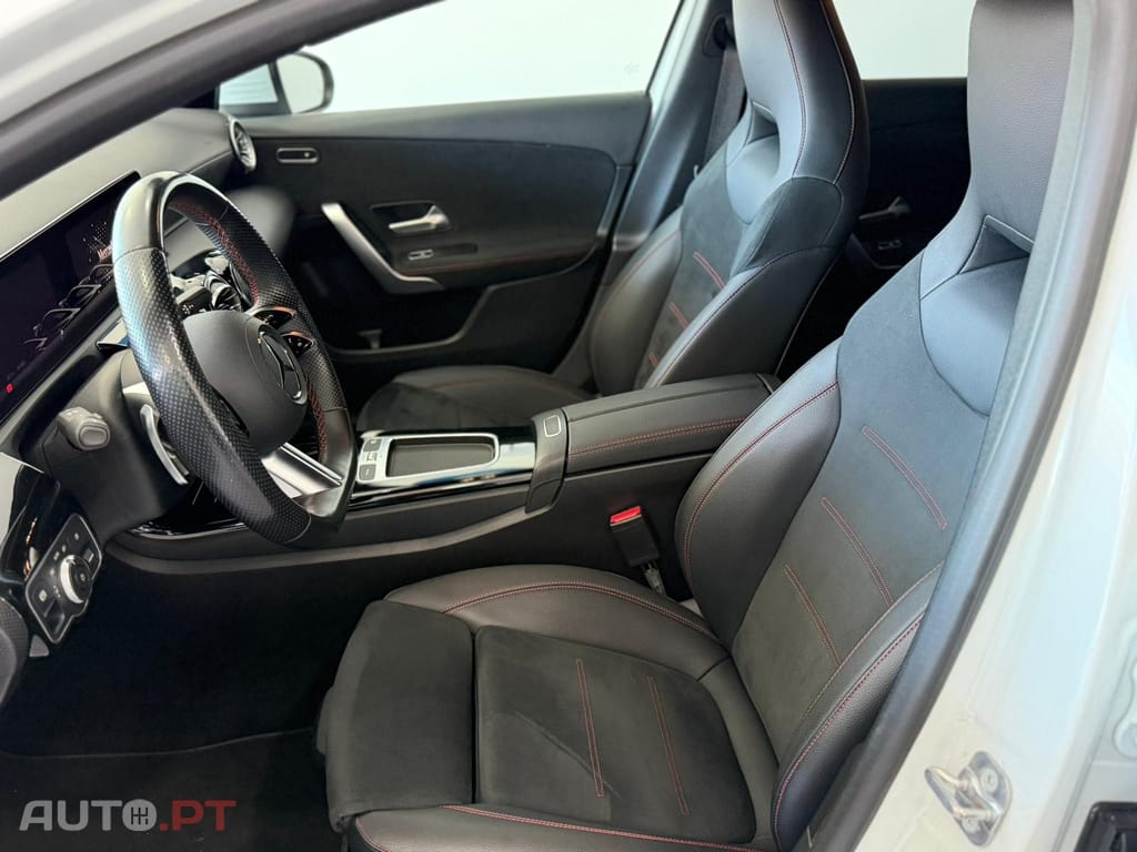 Mercedes-Benz A 250 e AMG Line