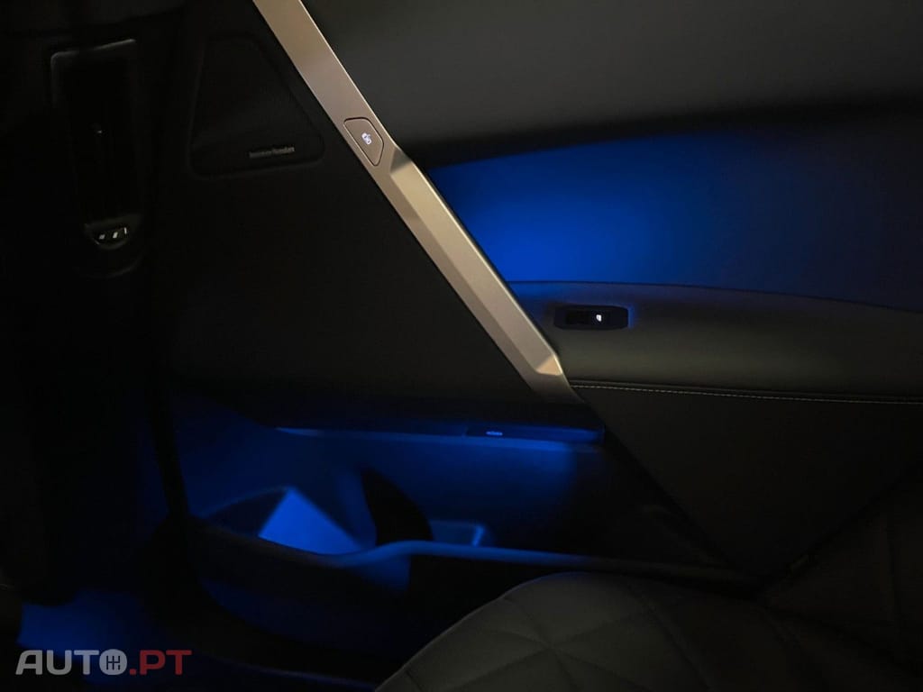 BMW iX I.V.A DEDUTIVEL 50 xDrive Sport 